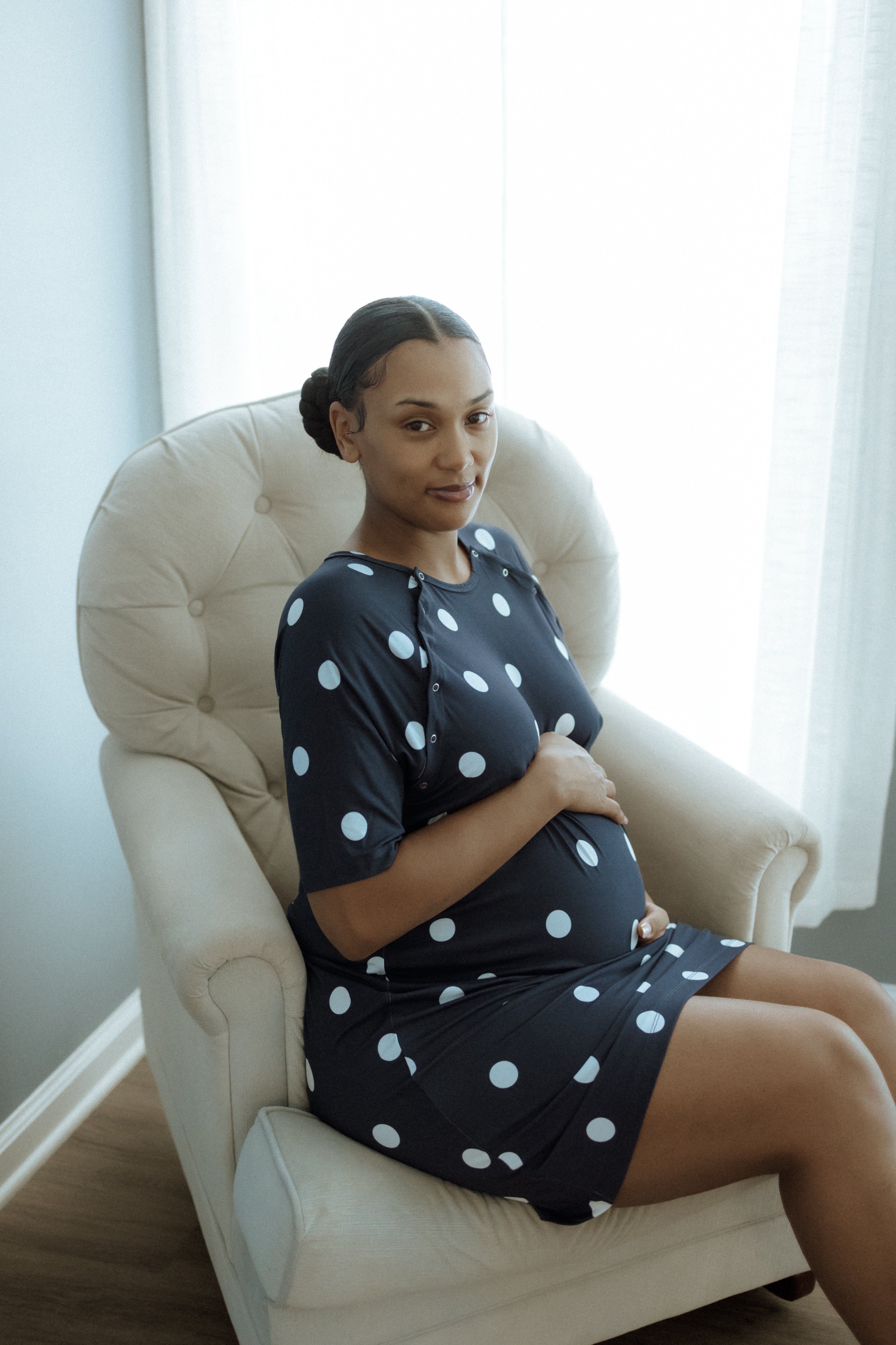 Chic Maternity Nursing Polka Dot