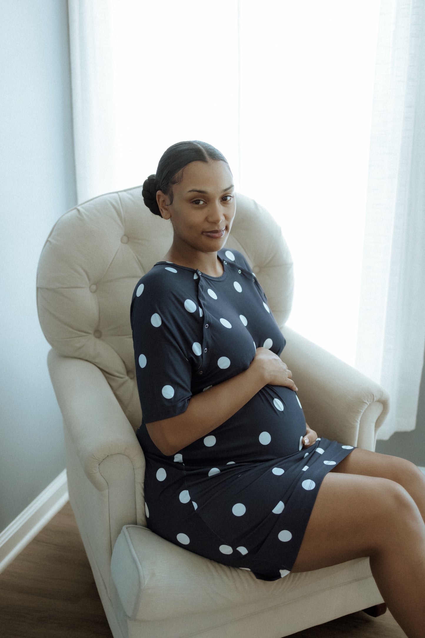 Chic Maternity Nursing Polka Dot/Delivery Gown – Navy Blue